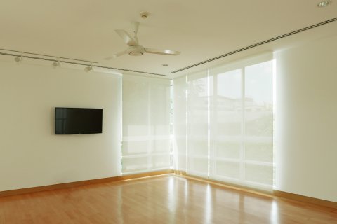 Casa de 4 dormitorios en Sathon, Bangkok, Tailandia № 144100 - foto 6