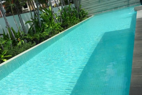 Casa de 4 dormitorios en Sathon, Bangkok, Tailandia № 144100 - foto 3