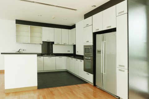 Casa de 4 dormitorios en Sathon, Bangkok, Tailandia № 144100 - foto 12