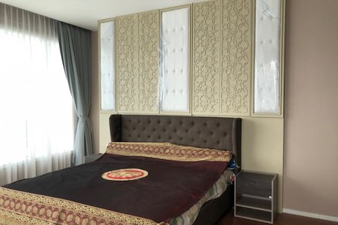 Condominio de 3 dormitorios en Bangkok, Tailandia № 144102 - foto 6