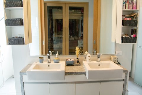 Condo à Bangkok, Thaïlande, 3 chambres  № 144103 - photo 10