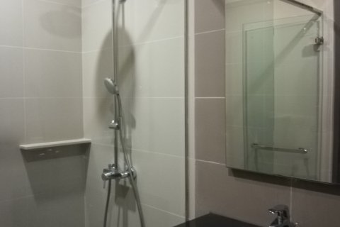 Condominio de 1 dormitorio en Bangkok, Tailandia № 144101 - foto 4