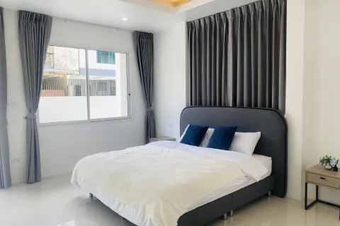 Casa de 4 dormitorios en Pattaya, Tailandia № 155632 - foto 17