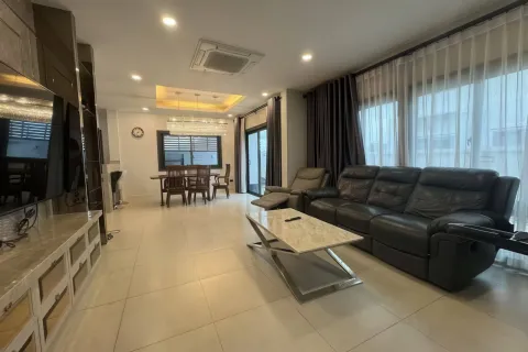 Casa de 3 dormitorios en Pattaya, Tailandia № 155634 - foto 23