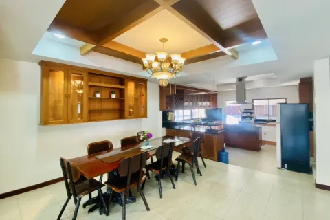 Casa de 5 dormitorios en Pattaya, Tailandia № 155631 - foto 13