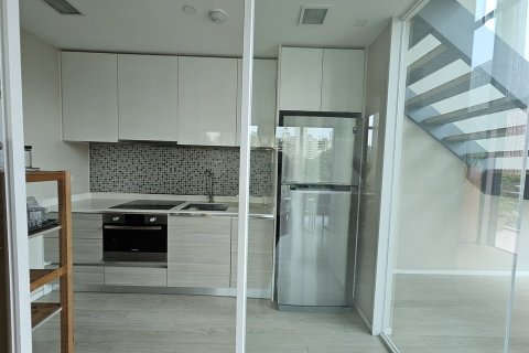 Condominio de 2 dormitorios en Bangkok, Tailandia № 133626 - foto 5