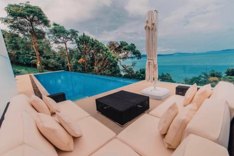 Chalet de 3 dormitorios en Phuket, Tailandia № 133630 - foto 18