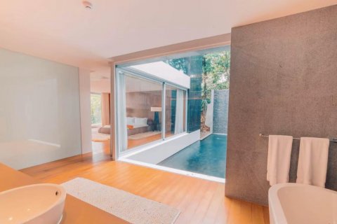 Chalet de 3 dormitorios en Phuket, Tailandia № 133630 - foto 17