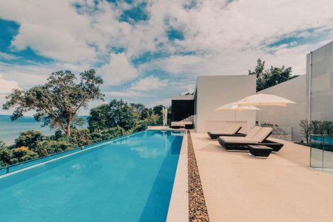 Chalet de 3 dormitorios en Phuket, Tailandia № 133630 - foto 14