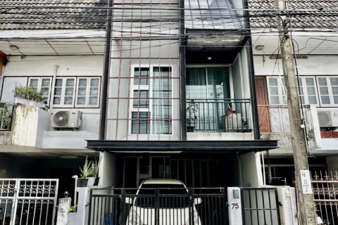 Adosado de 2 dormitorios en Bangkok, Tailandia № 189630 - foto 8