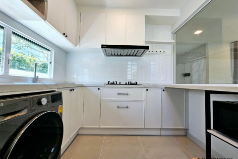 House in Bangkok, Thailand 3 bedrooms № 190308 - photo 6