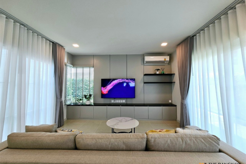 House in Bangkok, Thailand 3 bedrooms № 190308 - photo 5