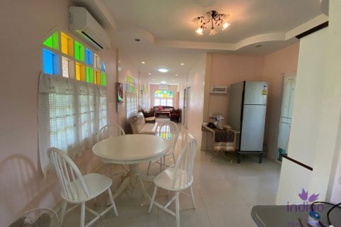 Casa de 3 dormitorios en Chiang Mai, Tailandia № 162556 - foto 24