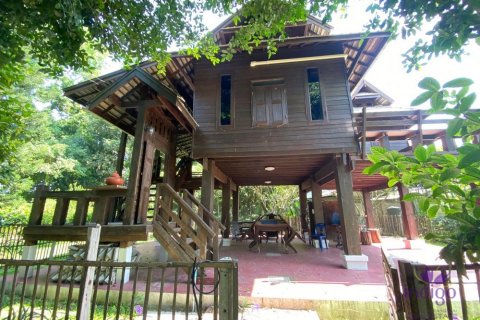 Casa de 3 dormitorios en Chiang Mai, Tailandia № 162556