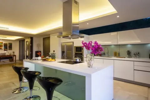 Chalet de 3 dormitorios en Layan Beach, Tailandia № 190512 - foto 10