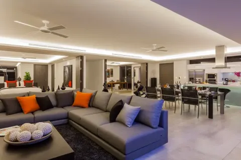 Chalet de 3 dormitorios en Layan Beach, Tailandia № 190512 - foto 3