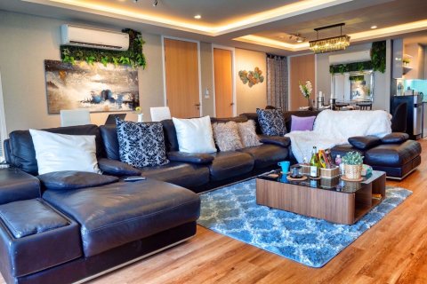 Condo à Watthana, Bangkok, Thaïlande, 4 chambres  № 47797