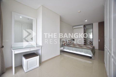 Condominio de 3 dormitorios en Bangkok, Tailandia № 190187 - foto 8