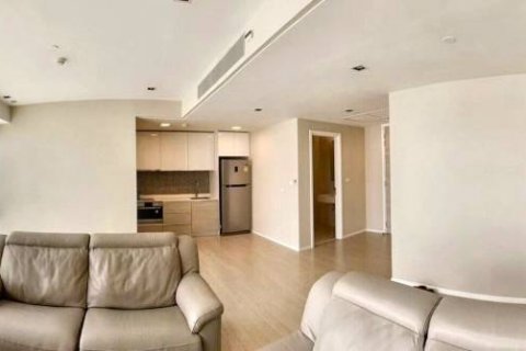 Dúplex de 1 dormitorio en Bangkok, Tailandia № 114073 - foto 5
