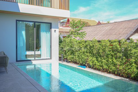 Casa de 4 dormitorios en Pattaya, Tailandia № 194504