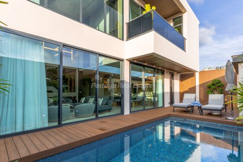 Haus in Bang Lamung, Thailand 5 Schlafzimmer № 194505 - Foto 2