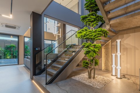 Haus in Bang Lamung, Thailand 5 Schlafzimmer № 194505 - Foto 6