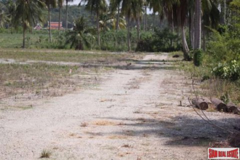 Terrain à Pattaya, Thaïlande 10496 m2 № 193724