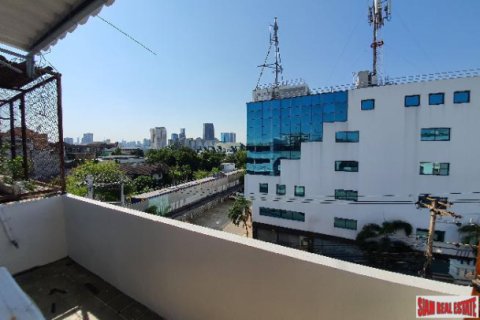 Casa de 4 dormitorios en Bangkok, Tailandia № 193726 - foto 5