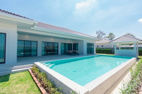 Chalet de 3 dormitorios en Hua Hin, Tailandia № 172640
