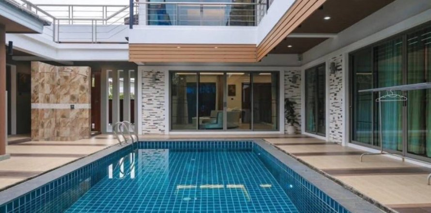 Chalet de 4 dormitorios en Phuket, Tailandia № 172642