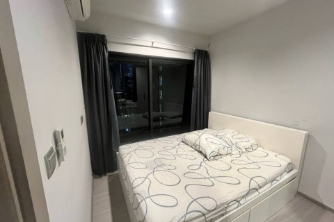 Condominio de 1 dormitorio en Bangkok, Tailandia № 172646 - foto 3
