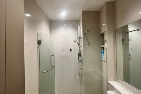 Condominio de 1 dormitorio en Bangkok, Tailandia № 172646 - foto 5