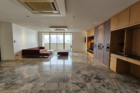 Condo à Watthana, Bangkok, Thaïlande, 2 chambres № 201151 - photo 8