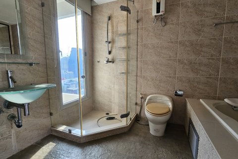 Condo à Watthana, Bangkok, Thaïlande, 2 chambres № 201151 - photo 10