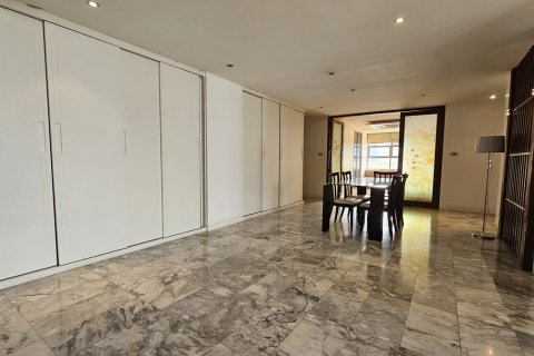 Condo à Watthana, Bangkok, Thaïlande, 2 chambres № 201151 - photo 14