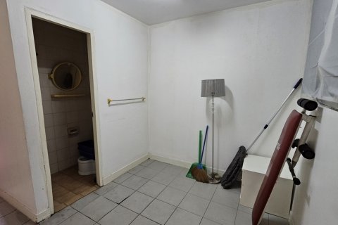 Condo à Watthana, Bangkok, Thaïlande, 2 chambres № 201151 - photo 9