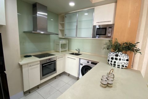 Кондоминиум с 2 спальнями в Сатхоне, Бангкок, Таиланд № 201153 - фото 7