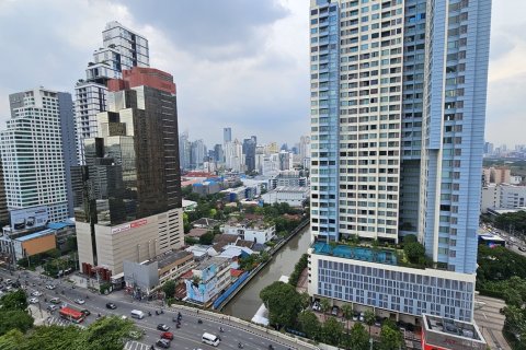 Condo in Watthana, Bangkok, Thailand, 1 bedroom  № 201154 - photo 13
