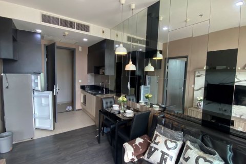 Condominio de 1 dormitorio en Watthana, Bangkok, Tailandia № 201150 - foto 9