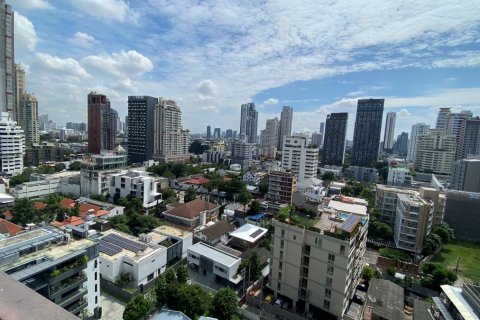 Condominio de 1 dormitorio en Watthana, Bangkok, Tailandia № 201150 - foto 3