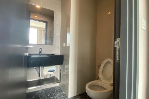 Condominio de 1 dormitorio en Watthana, Bangkok, Tailandia № 201150 - foto 11