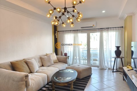 Estudio en el condominio en Jomtien Beach, Pattaya, Tailandia № 191321 - foto 2