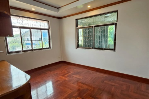 Casa de 7 dormitorios en Bangkok, Tailandia № 189174 - foto 2