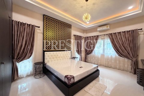 Casa de 3 dormitorios en Pattaya, Tailandia № 202386 - foto 8