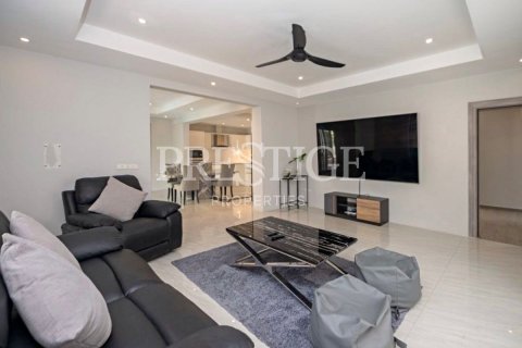 Casa de 3 dormitorios en Pattaya, Tailandia № 202387 - foto 3
