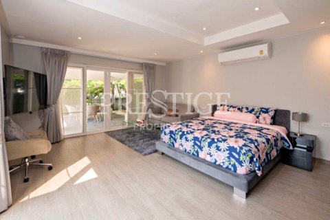 Casa de 3 dormitorios en Pattaya, Tailandia № 202387 - foto 7