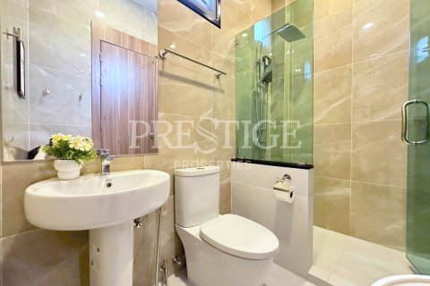 Casa de 3 dormitorios en Pattaya, Tailandia № 202388 - foto 18