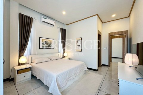 Casa de 3 dormitorios en Pattaya, Tailandia № 202388 - foto 11