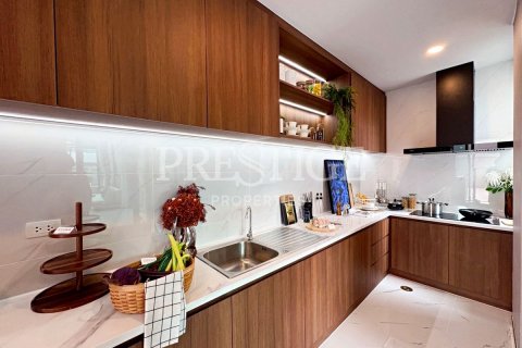 Casa de 5 dormitorios en Pattaya, Tailandia № 202389 - foto 10