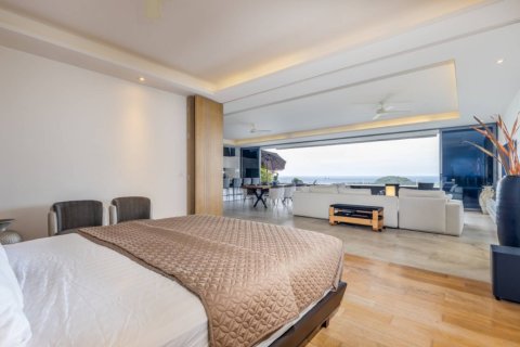 Ático de 3 dormitorios en Phuket, Tailandia № 180665 - foto 23